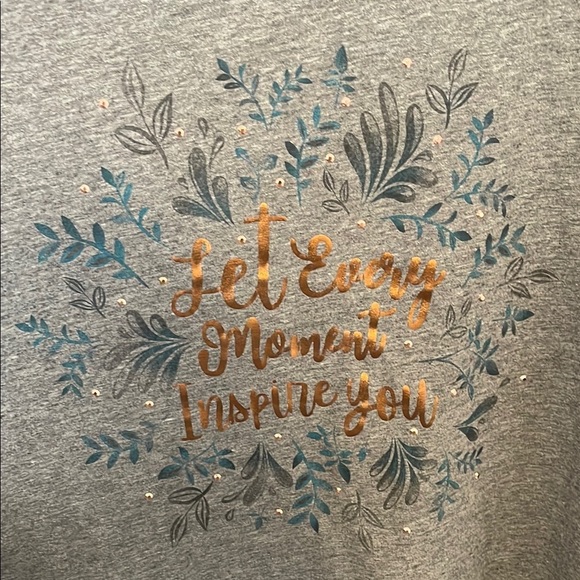 Catherines Gray Short Sleeve “Let Every Moment Inspire You”  V-Neck Tee | 1X - Picture 3 of 7